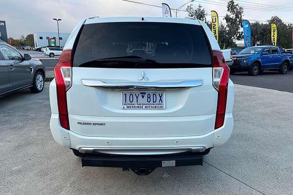 2017 Mitsubishi Pajero Sport GLX QE