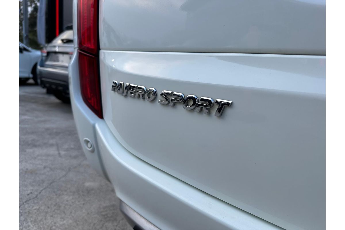 2017 Mitsubishi Pajero Sport GLX QE