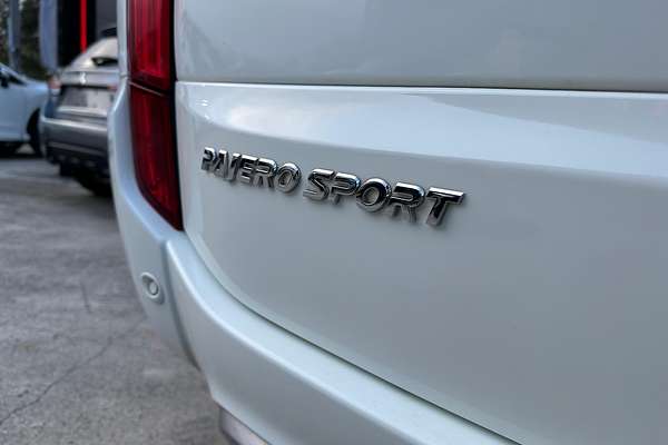 2017 Mitsubishi Pajero Sport GLX QE