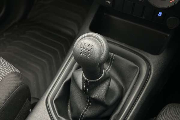 2024 Toyota Hilux Workmate GUN125R 4X4