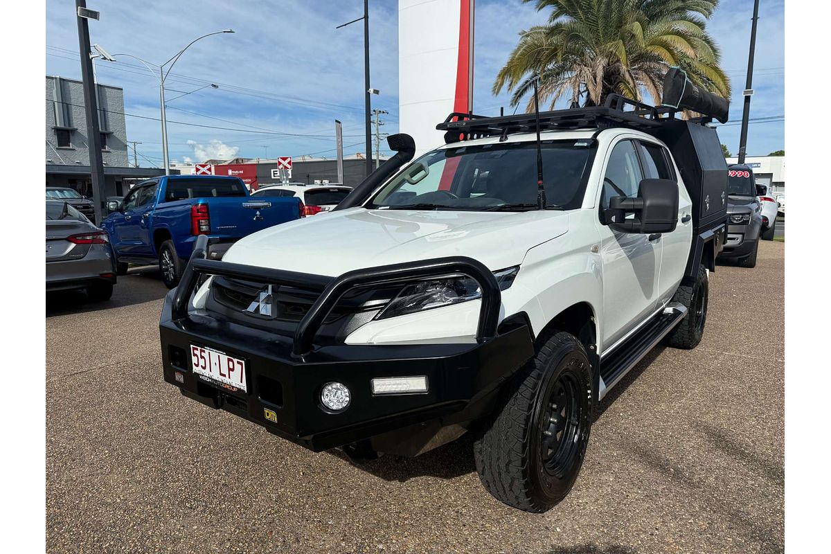 2023 Mitsubishi Triton GLX+ MR 4X4