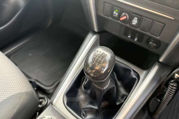 2023 Mitsubishi Triton GLX+ MR 4X4