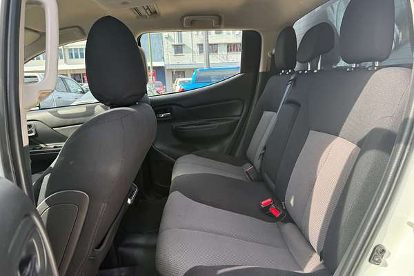 2023 Mitsubishi Triton GLX+ MR 4X4