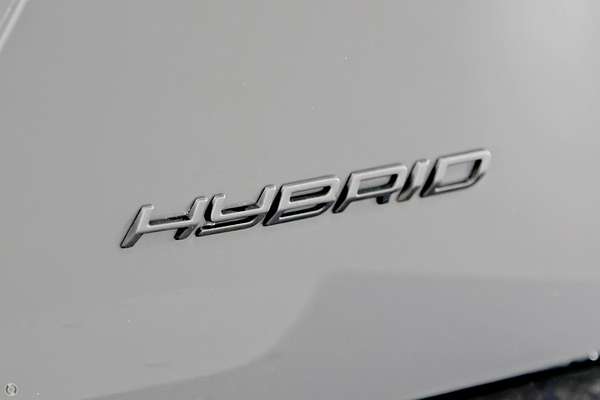 2025 Peugeot 2008 GT Hybrid P24
