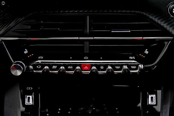 2025 Peugeot 2008 GT Hybrid P24