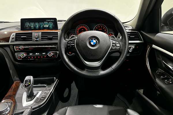 2017 BMW 3 Series 330i Luxury Line F30 LCI