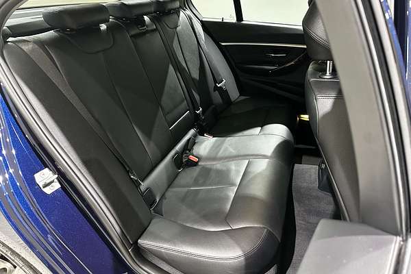 2017 BMW 3 Series 330i Luxury Line F30 LCI