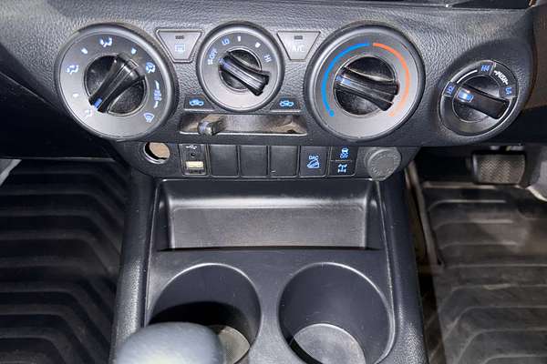 2021 Toyota Hilux SR GUN126R 4X4