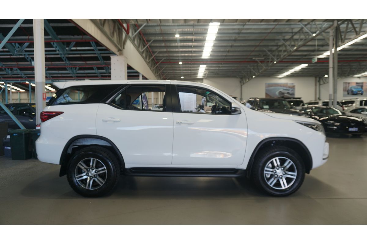 2023 Toyota Fortuner GX GUN156R