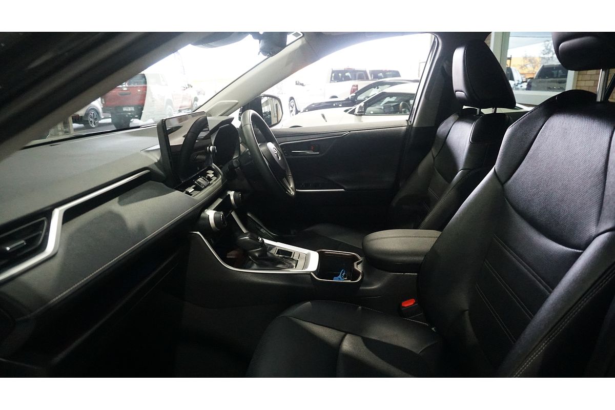 2024 Toyota RAV4 Cruiser AXAH52R