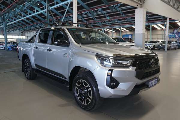 2024 Toyota Hilux SR5 GUN126R 4X4