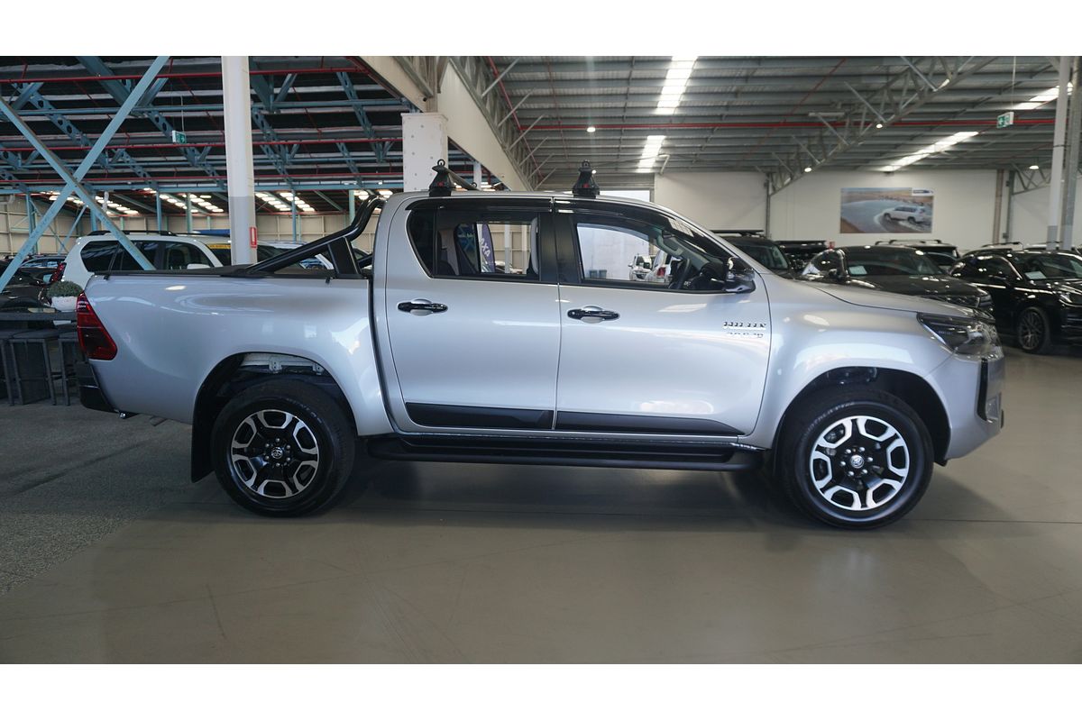 2024 Toyota Hilux SR5 GUN126R 4X4
