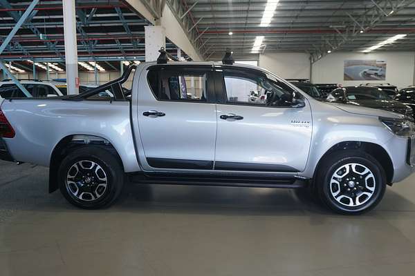2024 Toyota Hilux SR5 GUN126R 4X4