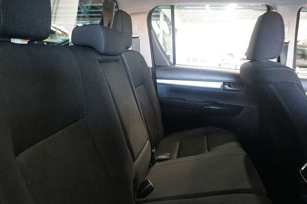 2024 Toyota Hilux SR5 GUN126R 4X4