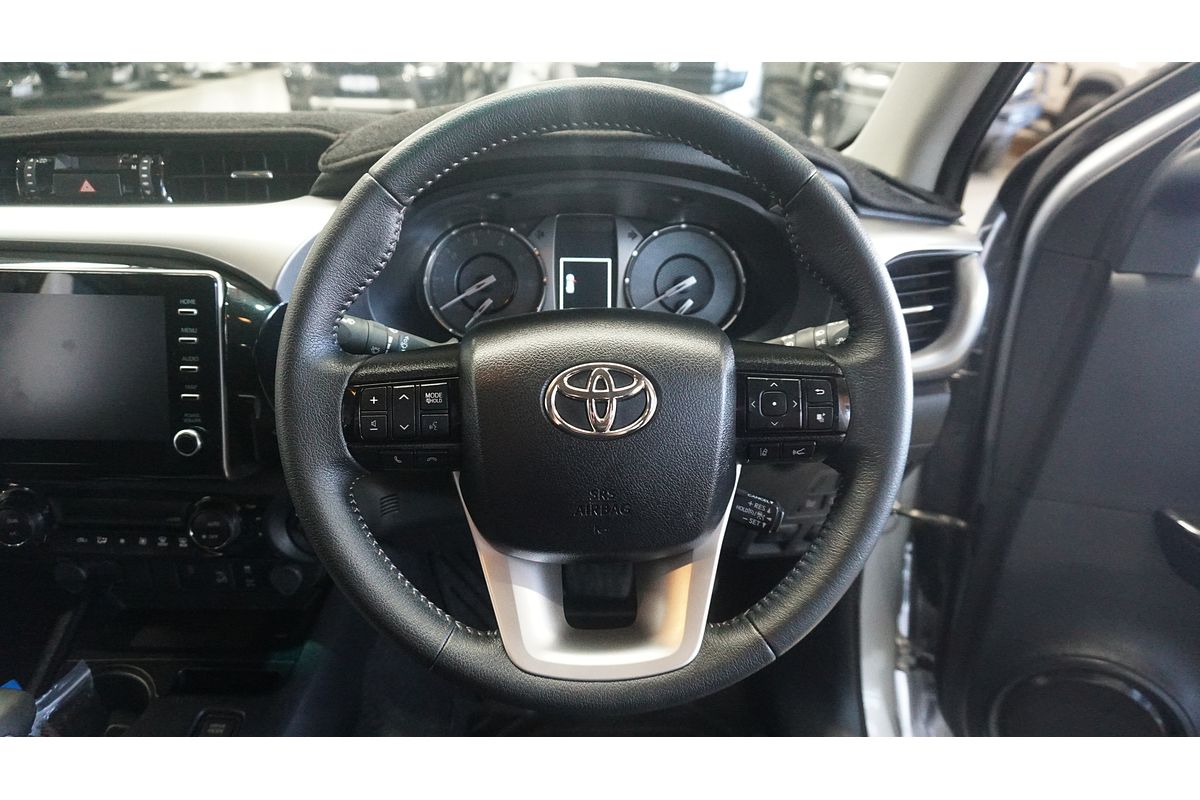 2024 Toyota Hilux SR5 GUN126R 4X4