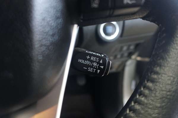 2024 Toyota Hilux SR5 GUN126R 4X4