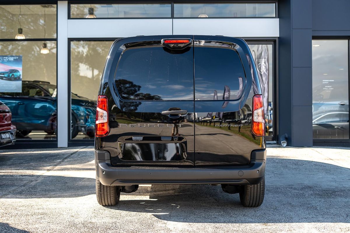2024 Peugeot Partner Pro K9 SWB