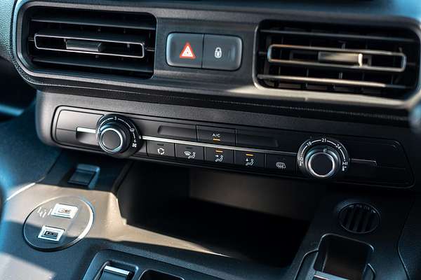2024 Peugeot Partner Pro K9 SWB
