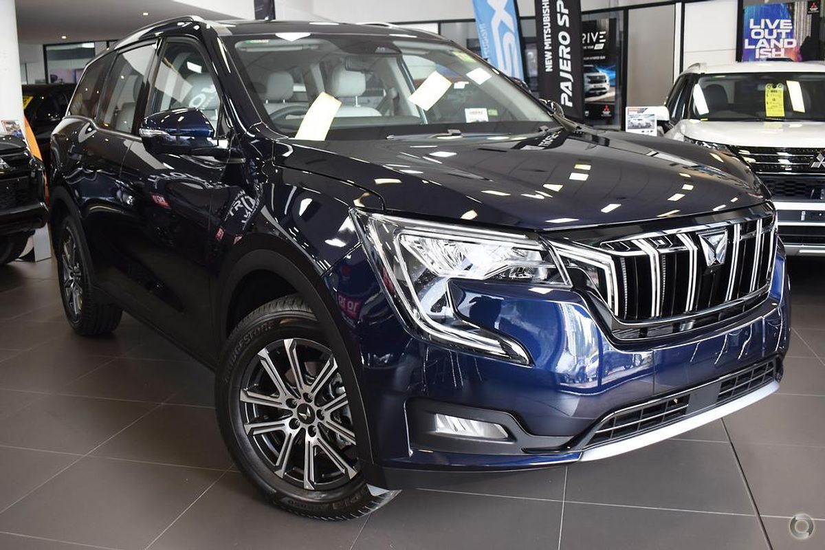 2025 Mahindra XUV700 AX7L