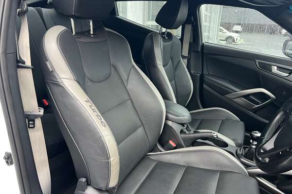 2015 Hyundai Veloster SR Turbo FS4 Series II