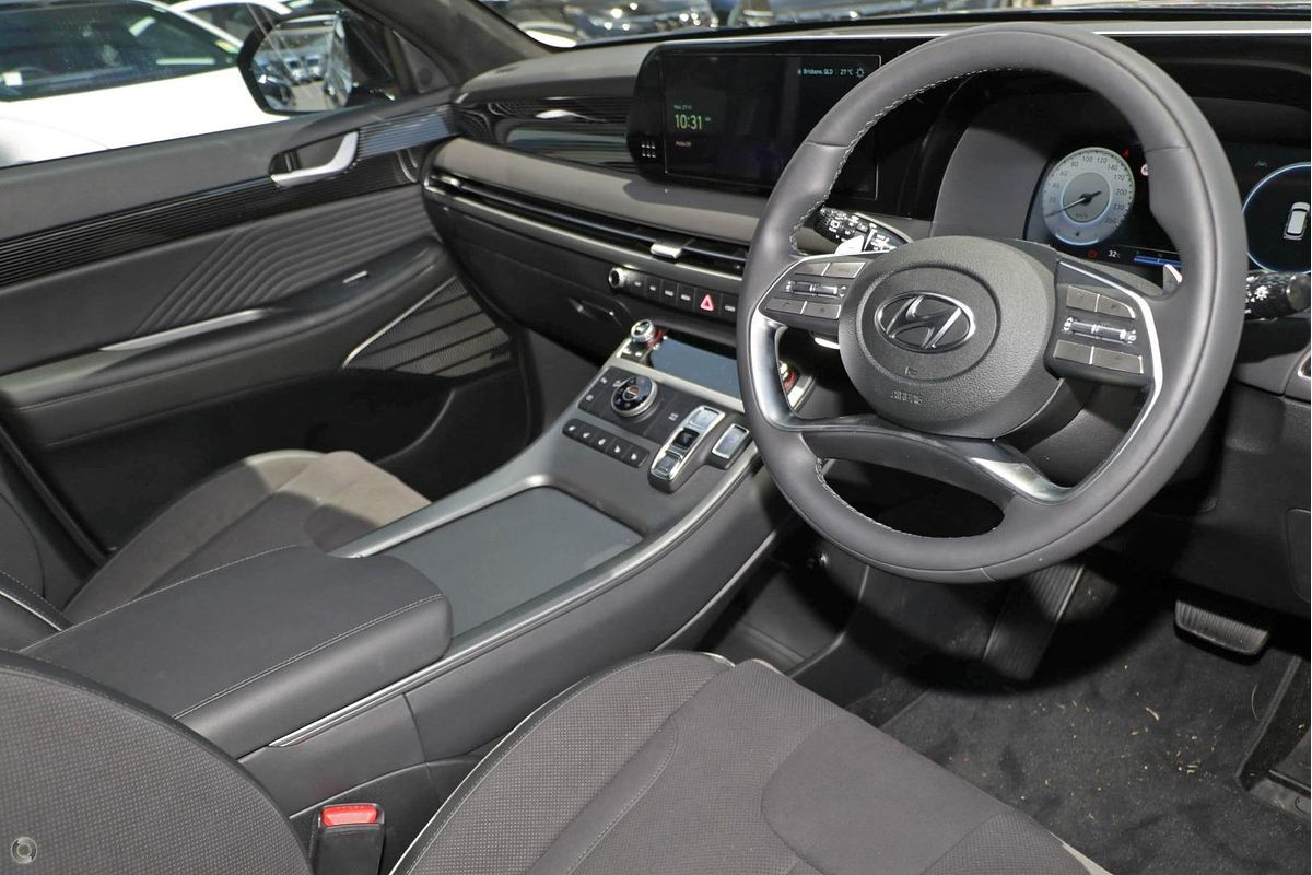 2025 Hyundai Palisade Calligraphy Black Ink LX2.V5