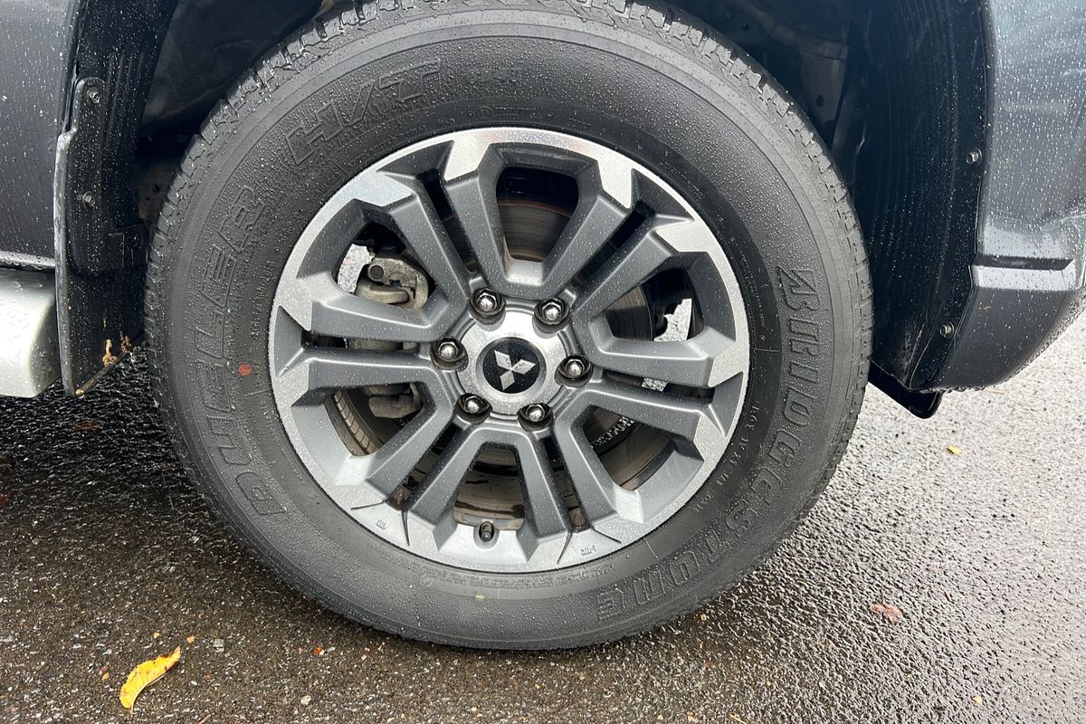 2019 Mitsubishi Triton GLS MR 4X4