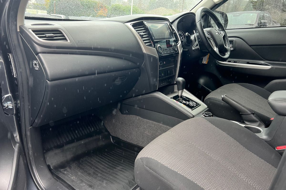 2019 Mitsubishi Triton GLS MR 4X4