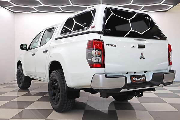2022 Mitsubishi Triton GLX MR Rear Wheel Drive