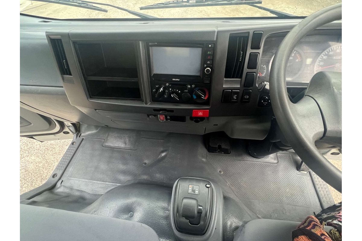 2016 Isuzu N Series NLR 45-150 4x2