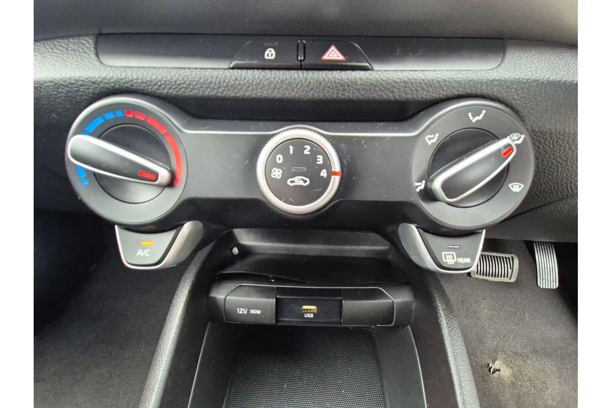 2021 Kia Stonic S YB
