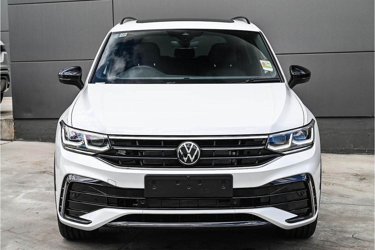 2024 Volkswagen Tiguan Wolfsburg Edition Allspace 5N