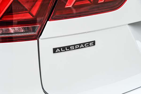 2024 Volkswagen Tiguan Wolfsburg Edition Allspace 5N