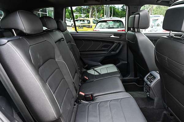 2024 Volkswagen Tiguan Wolfsburg Edition Allspace 5N