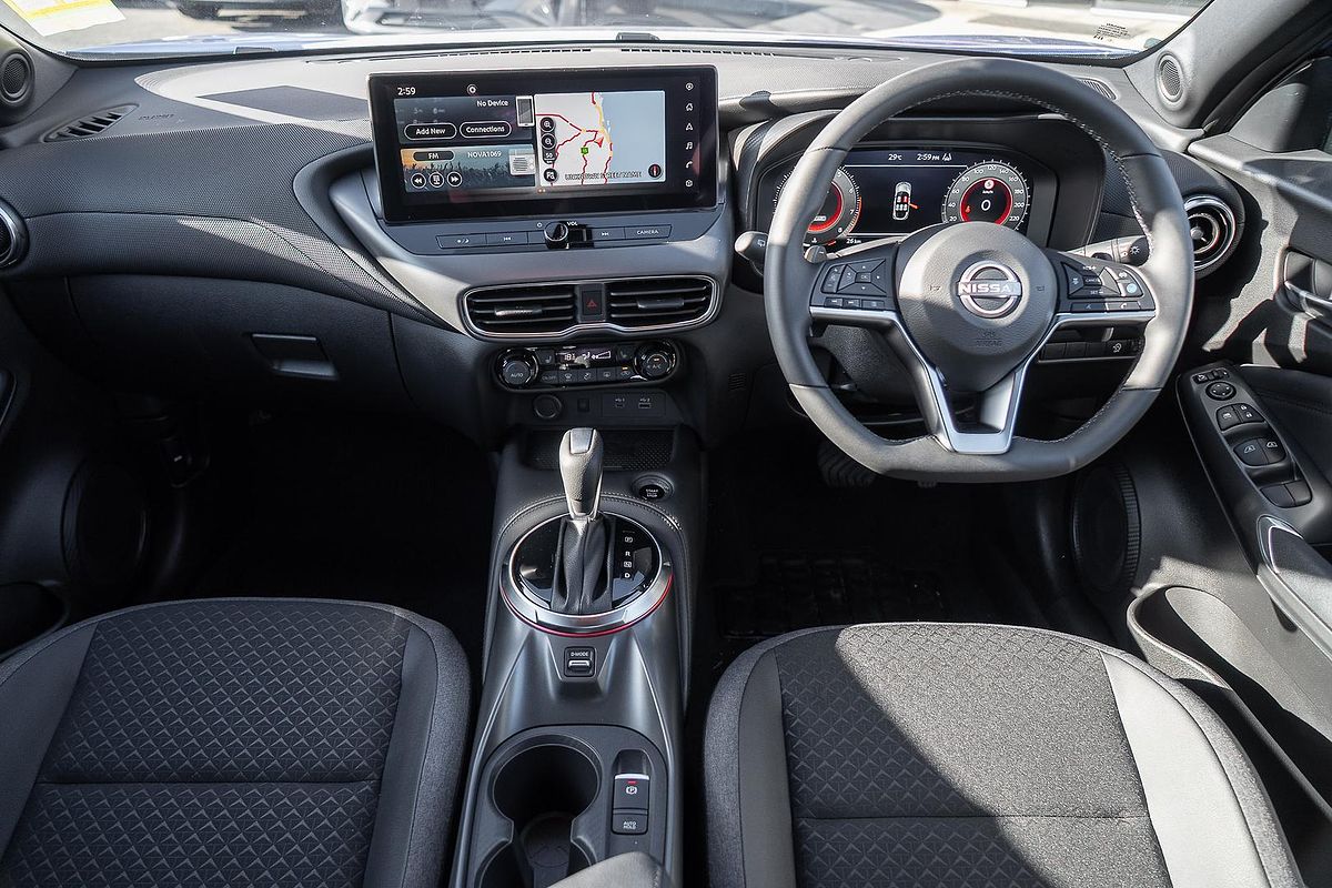 2024 Nissan JUKE ST-L F16