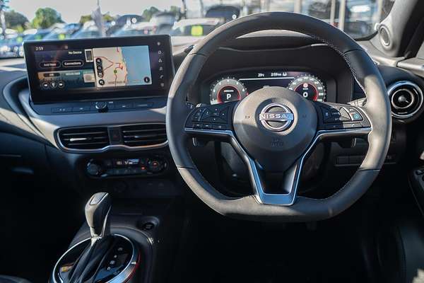 2024 Nissan JUKE ST-L F16