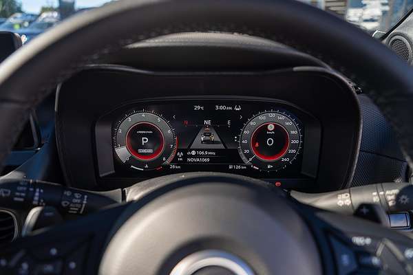 2024 Nissan JUKE ST-L F16