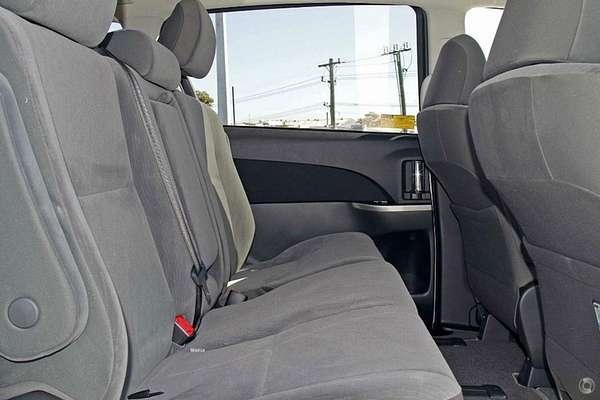 2015 Toyota Tarago GLX ACR50R