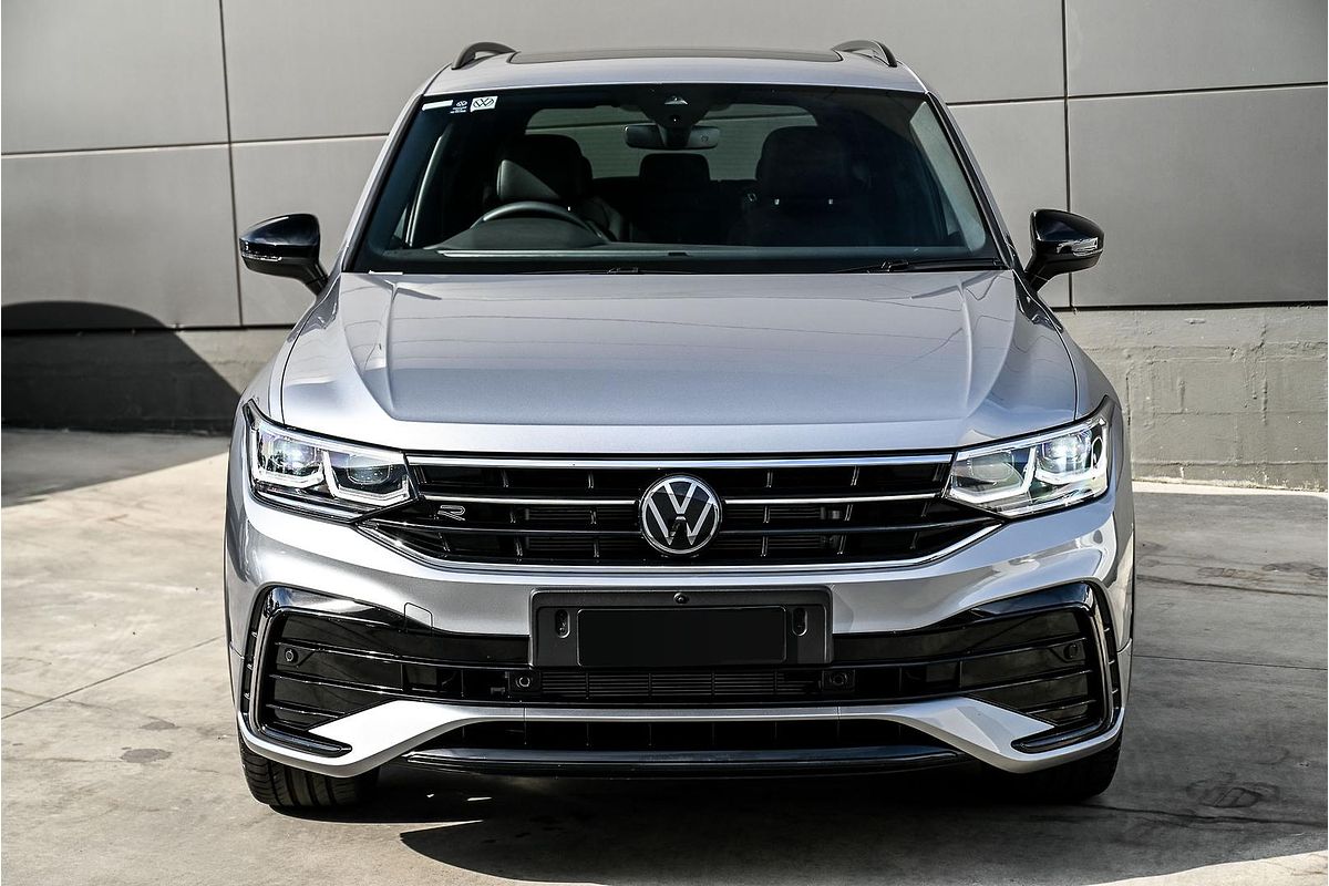 2024 Volkswagen Tiguan Wolfsburg Edition Allspace 5N