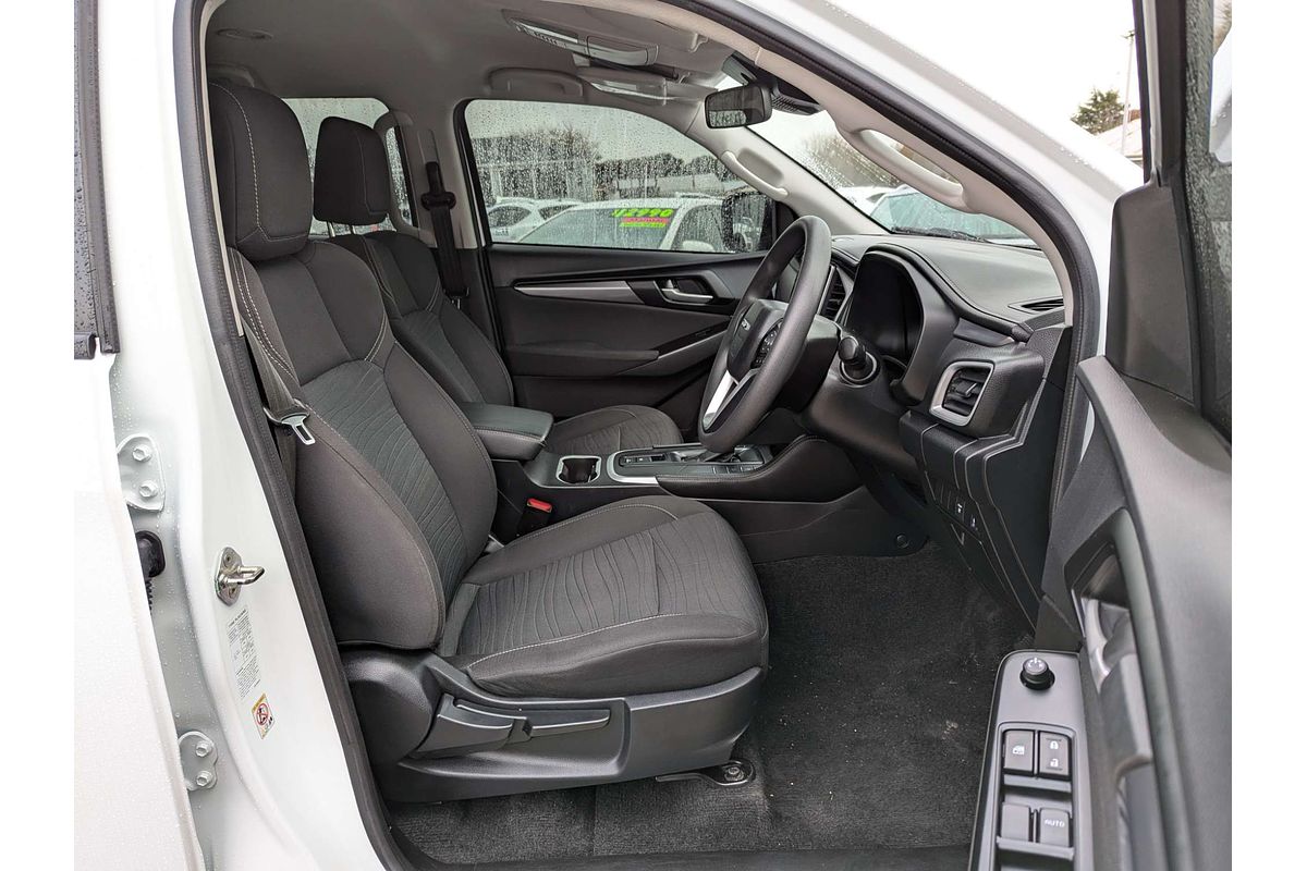 2021 Isuzu MU-X LS-M
