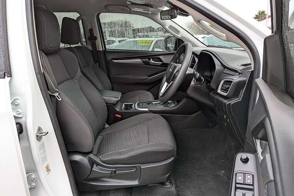 2021 Isuzu MU-X LS-M