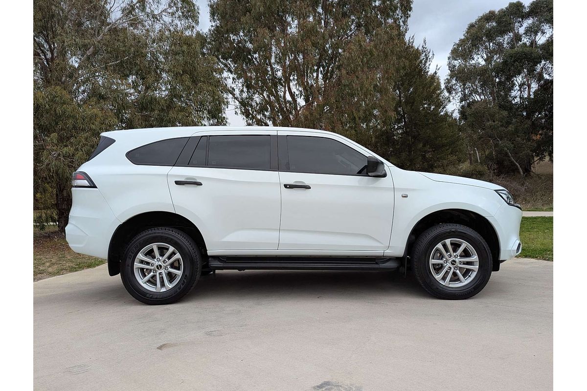 2021 Isuzu MU-X LS-M