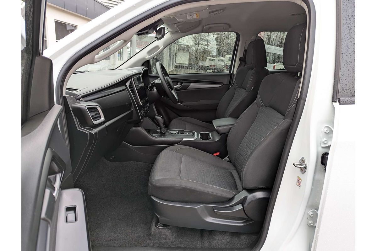 2021 Isuzu MU-X LS-M