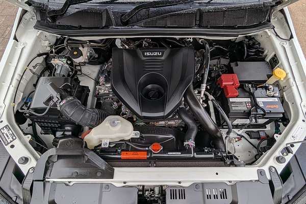 2021 Isuzu MU-X LS-M