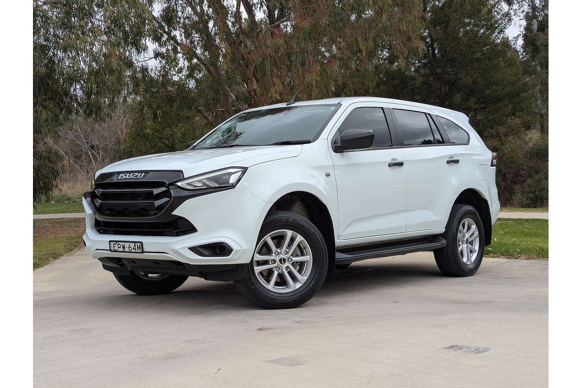 2021 Isuzu MU-X LS-M
