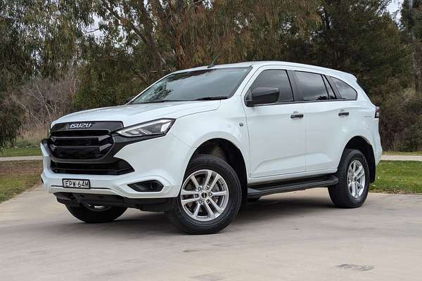 2021 Isuzu MU-X LS-M