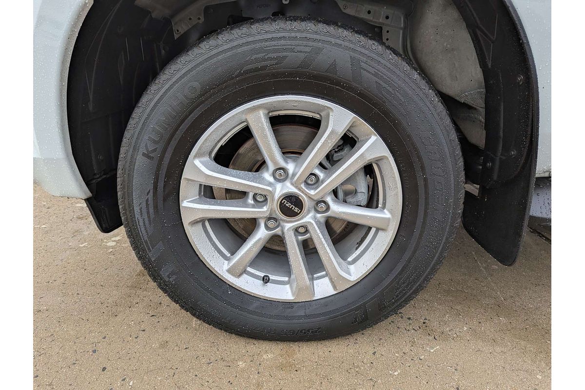 2021 Isuzu MU-X LS-M