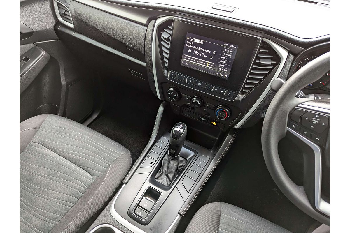 2021 Isuzu MU-X LS-M