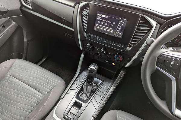 2021 Isuzu MU-X LS-M