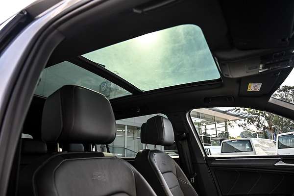 2024 Volkswagen Tiguan Wolfsburg Edition Allspace 5N