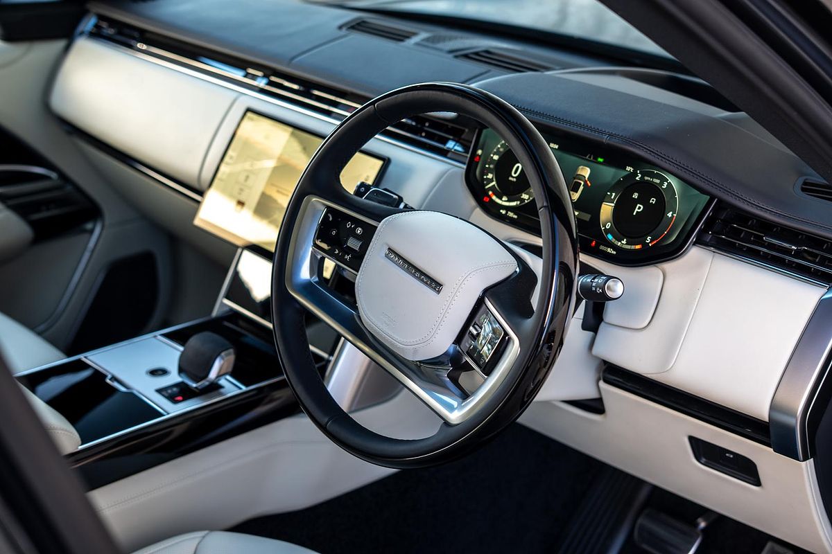 2025 Land Rover Range Rover D350 Autobiography L460 LWB